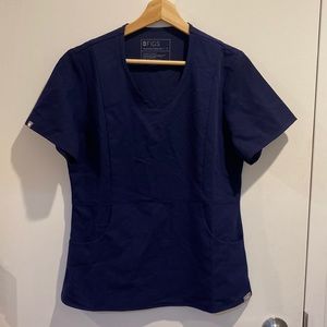 Figs Aburi v-neck scrub top NWT